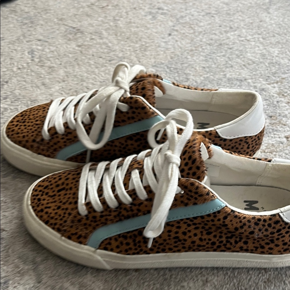 Madewell Calf hairLeopard Print Sneakers with White and Blue Accents - Picture 2 of 5